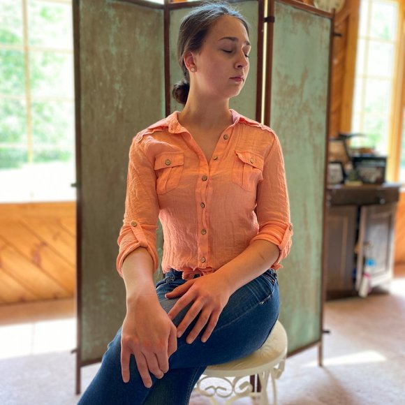 Full Outfit Hollister Jeans and Salmon Blouse - Picture 2 of 2